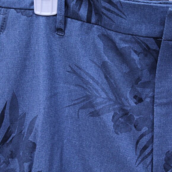 All in Motion Navy Floral Men's Shorts - Picture 4 of 7